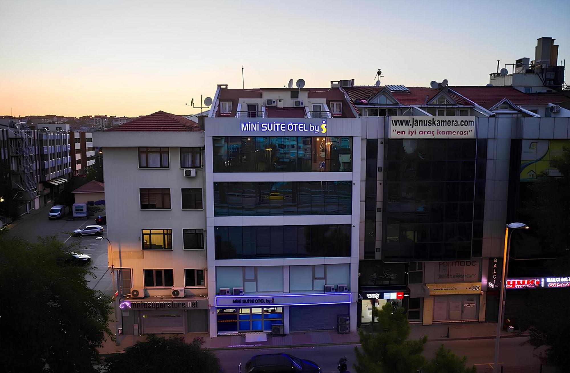 Mini Suite Otel اسطنبول المظهر الخارجي الصورة